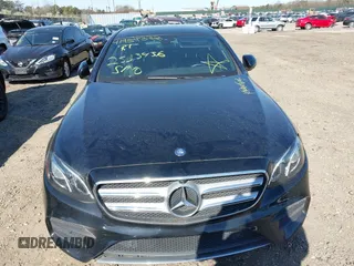 2016 Mercedes-Benz C 300 Luxury with VIN 55SWF4KB4GU146426, listed as a IAAI auction lot 41959337 with Not Provided miles and . Bid and sale history available at DreamBid. Image 11.