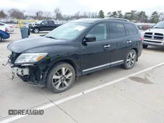 2014 Nissan Pathfinder SV with VIN 5N1AR2MM0EC698047, listed as a IAAI auction lot 41838837 with 159,818 mi miles. Bid and sale history available at carsss.com. Image 2.