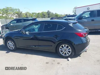 2015 Mazda 3 i Grand Touring z VIN 3MZBM1M73FM145336, wystawiony jako IAAI lot #42227676 z przebiegiem Nie podano mil oraz . Historia ofert i sprzedaży dostępna na DreamBid. Obrazek 14.