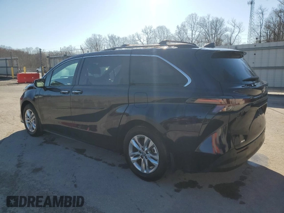 2024 Toyota Sienna XLE with VIN 5TDJSKFC6RS109729, listed as a Copart auction lot 49429595 with 17,404 mi miles and Salvage Title. Bid and sale history available at DreamBid. Image 2.