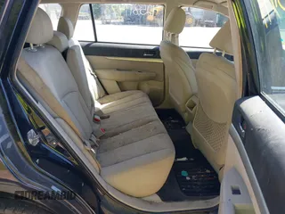 2012 Subaru Outback 2.5i with VIN 4S4BRBAC9C3250242, listed as a IAAI auction lot 42581147 with 185,699 mi miles and . Bid and sale history available at DreamBid. Image 8.