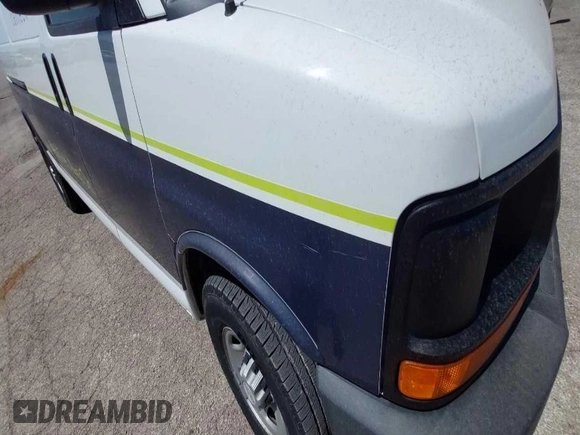 2016 Chevrolet Express Cargo Van with VIN 1GCWGBFF5G1206545, listed as a IAAI auction lot 41960565 with 273,796 mi miles. Bid and sale history available at carsss.com. Image 1.