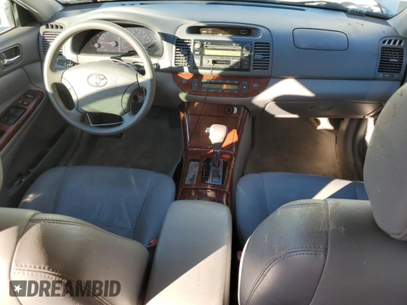 2006 Toyota Camry STD z VIN 4T1BE32K56U739243, wystawiony jako Copart lot #79918463 z przebiegiem 123 321 mil mil oraz Szkoda całkowita • Salvage title. Historia ofert i sprzedaży dostępna na DreamBid. Obrazek 8.