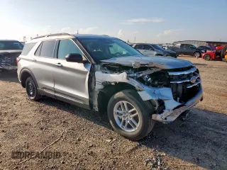 2025 Ford Explorer Active с VIN 1FMUK7DH4SGA94345, выставлен на аукционе Copart как лот 63991895 с пробегом 2 472 миль миль и Списание • Salvage title. История ставок и продаж доступна на DreamBid. Изображение 4.