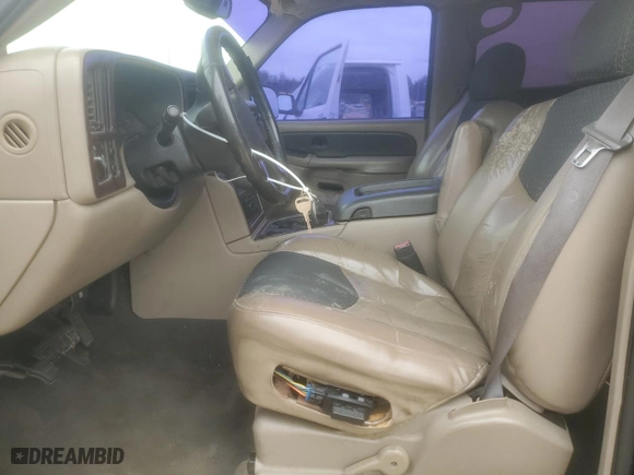 2004 Chevrolet Avalanche Z66 with VIN 3GNEC12T14G122966, listed as a Copart auction lot 46473335 with 222,176 mi miles and Salvage Title. Bid and sale history available at carsss.com. Image 7.