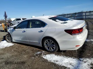 2016 Lexus LS 460 with VIN JTHCL5EF9G5026896, listed as a Copart auction lot 86105034 with 33,073 mi miles and Salvage title. Bid and sale history available at DreamBid. Image 2.