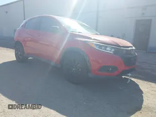 2022 Honda HR-V Sport with VIN 3CZRU6H12NM773532, listed as a IAAI auction lot 38747913 with 26,109 mi miles. Bid and sale history available at carsss.com. Image 1.