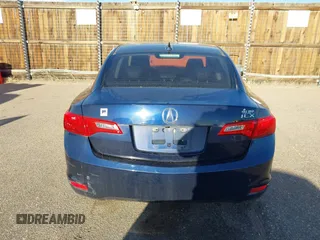 2013 Acura ILX Tech Pkg with VIN 19VDE1F79DE018421, listed as a IAAI auction lot 41115067 with 245,151 mi miles. Bid and sale history available at carsss.com. Image 16.