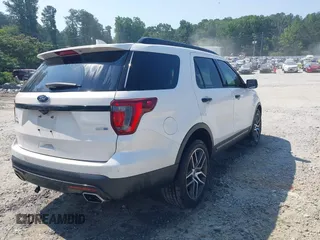2017 Ford Explorer Sport z VIN 1FM5K8GT6HGB49395, wystawiony jako IAAI lot #42576336 z przebiegiem 88 314 mil mil oraz . Historia ofert i sprzedaży dostępna na DreamBid. Obrazek 4.