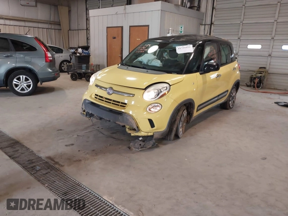 2015 FIAT 500L Urbana Trekking z VIN ZFBCFADH1FZ031430, wystawiony jako IAAI lot #41759452 z przebiegiem 129 095 mil mil oraz . Historia ofert i sprzedaży dostępna na DreamBid. Obrazek 2.