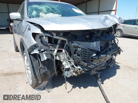 2018 Nissan Rogue SV z VIN KNMAT2MV0JP520818, wystawiony jako IAAI lot #42029891 z przebiegiem Nie podano mil oraz . Historia ofert i sprzedaży dostępna na DreamBid. Obrazek 6.