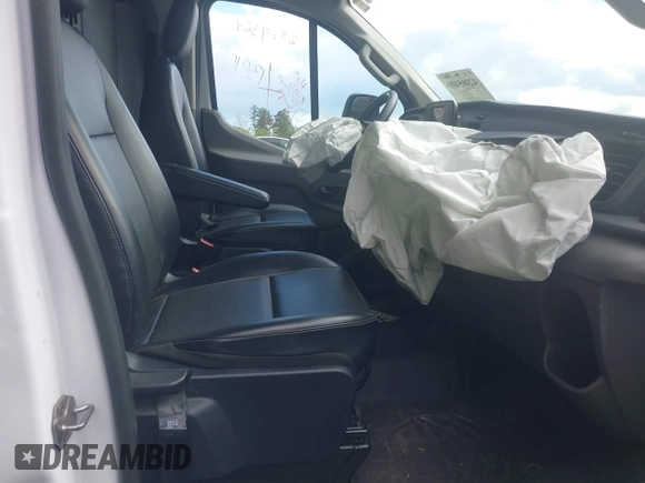 2021 Ford Transit Cargo с VIN 1FTBR1Y88MKA76509, выставлен на аукционе IAAI как лот 42005100 с пробегом 34 029 миль миль и . История ставок и продаж доступна на DreamBid. Изображение 5.