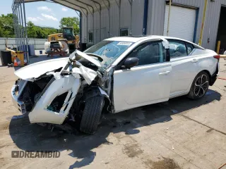 2024 Nissan Altima 2.5 SR with VIN 1N4BL4CW2RN397983, listed as a Copart auction lot 58886044 with 765 mi miles and Salvage Title. Bid and sale history available at carsss.com. Image 1.