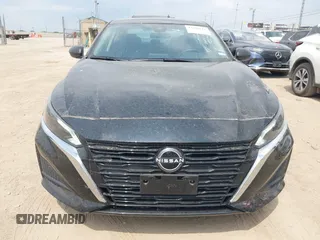 2025 Nissan Altima SV with VIN 1N4BL4DV9SN369058, listed as a IAAI auction lot 42180142 with 2,087 mi miles and . Bid and sale history available at DreamBid. Image 6.