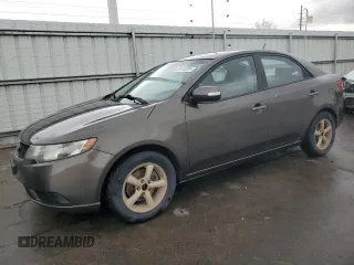 2010 Kia Forte EX z VIN KNAFU4A29A5854606, wystawiony jako Copart lot #51615225 z przebiegiem 191 960 mil mil oraz Szkoda całkowita • Salvage title. Historia ofert i sprzedaży dostępna na DreamBid. Obrazek 1.