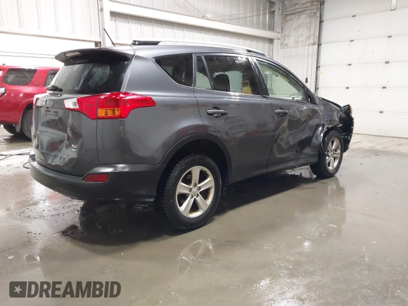 2013 Toyota RAV4 XLE with VIN JTMRFREV2DD027259, listed as a IAAI auction lot 41945054 with 116,513 mi miles and . Bid and sale history available at carsss.com. Image 4.