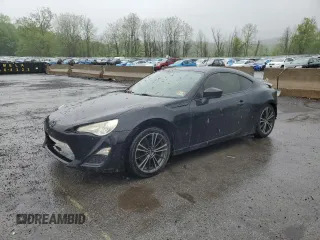 2013 Scion FR-S z VIN JF1ZNAA18D1726541, wystawiony jako Copart lot #55328635 z przebiegiem 197 405 mil mil oraz Szkoda całkowita • Salvage title. Historia ofert i sprzedaży dostępna na DreamBid. Obrazek 1.