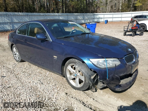 2011 BMW 3 Series 335i xDrive with VIN WBAKF9C52BE619754, listed as a Copart auction lot 43854085 with 162,681 mi miles and Salvage Title. Bid and sale history available at carsss.com. Image 4.