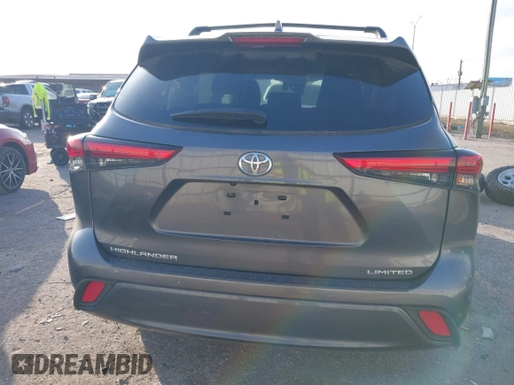 2023 Toyota Highlander L with VIN 5TDKDRAHXPS518355, listed as a IAAI auction lot 41115413 with 17,646 mi miles and . Bid and sale history available at DreamBid. Image 16.