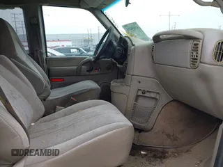 2004 Chevrolet Astro z VIN 1GNDM19X24B102378, wystawiony jako IAAI lot #42450211 z przebiegiem 162 068 mil mil oraz . Historia ofert i sprzedaży dostępna na DreamBid. Obrazek 5.