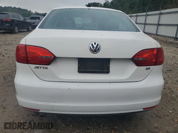 2014 Volkswagen Jetta SE with VIN 3VWD17AJ5EM365810, listed as a Copart auction lot 60676755 with 119,975 mi miles and Salvage title. Bid and sale history available at DreamBid. Image 6.