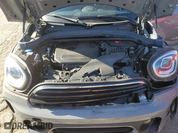2021 MINI Countryman Oxford Edition with VIN WMZ23BR04M3M78361, listed as a Copart auction lot 42338155 with 11,235 mi miles and Salvage Title. Bid and sale history available at carsss.com. Image 11.