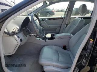 2004 Mercedes-Benz C 320 with VIN WDBRF64J64F506798, listed as a Copart auction lot 71308534 with 85,592 mi miles and Salvage Title. Bid and sale history available at DreamBid. Image 7.