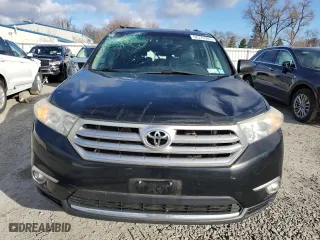 2011 Toyota Highlander with VIN 5TDBK3EH3BS064259, listed as a Copart auction lot 52379365 with 171,549 mi miles and Clean Title. Bid and sale history available at carsss.com. Image 5.