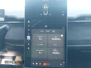 2023 Fisker Ocean One z VIN VCF1ZBU24PG002708, wystawiony jako IAAI lot #41959877 z przebiegiem 19 233 mil mil oraz . Historia ofert i sprzedaży dostępna na DreamBid. Obrazek 7.