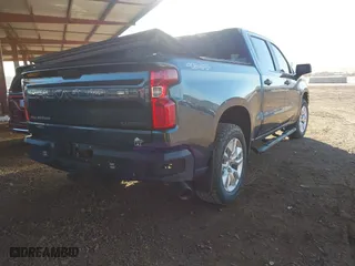 2021 Chevrolet Silverado 1500 Custom with VIN 1GCPYBEK9MZ332470, listed as a IAAI auction lot 41636857 with 109,806 mi miles. Bid and sale history available at carsss.com. Image 4.