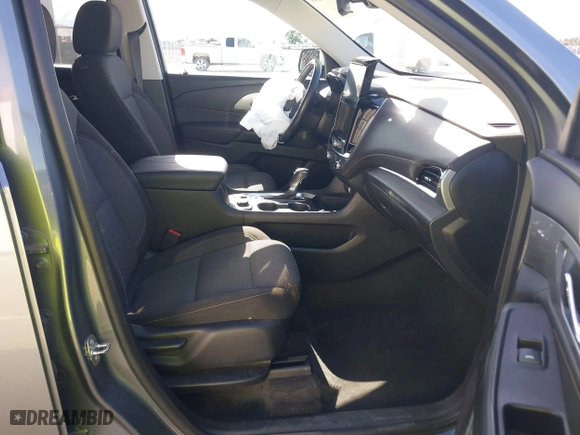 2020 Chevrolet Traverse LT Cloth with VIN 1GNEVGKW9LJ288429, listed as a IAAI auction lot 41934510 with 68,592 mi miles. Bid and sale history available at carsss.com. Image 5.