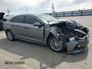 2018 Hyundai Sonata SE z VIN 5NPE24AF9JH655398, wystawiony jako Copart lot #54274075 z przebiegiem 82 601 mil mil oraz Szkoda całkowita • Salvage title. Historia ofert i sprzedaży dostępna na DreamBid. Obrazek 4.