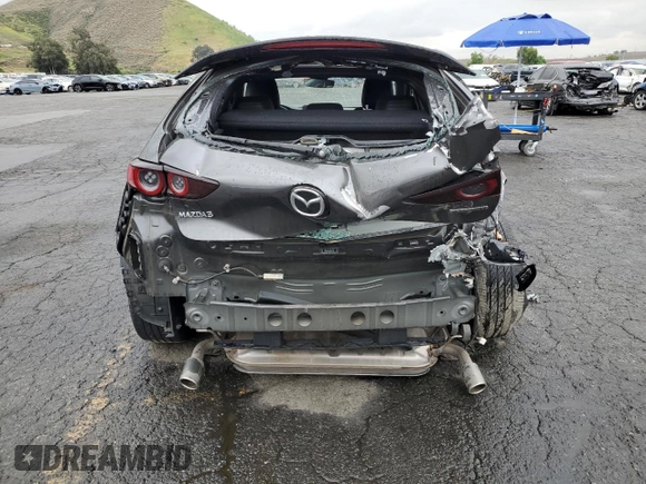 2021 Mazda 3 Select z VIN JM1BPAKL7M1319641, wystawiony jako Copart lot #53865195 z przebiegiem 37 891 mil mil oraz Szkoda całkowita • Salvage title. Historia ofert i sprzedaży dostępna na DreamBid. Obrazek 6.