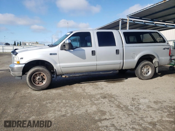 2002 Ford Super Duty F-250 XL with VIN 1FTNW21L52EA58748, listed as a Copart auction lot 39513234 with 142,808 mi miles and Clean Title. Bid and sale history available at carsss.com. Image 1.