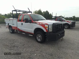 2016 Ford F-250 XL z VIN 1FD7X2B68GEC87412, wystawiony jako IAAI lot #42014955 z przebiegiem 655 668 mil mil oraz . Historia ofert i sprzedaży dostępna na DreamBid. Obrazek 1.