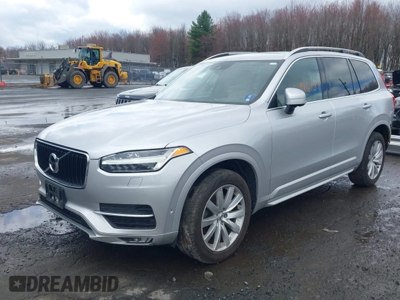 2018 Volvo XC90 Momentum with VIN YV4A22PK0J1337228, listed as a IAAI auction lot 41967308 with 128,207 mi miles. Bid and sale history available at carsss.com. Image 18.
