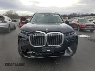 2025 BMW X7 xDrive40i with VIN 5UX23EM02S9W72422, listed as a Copart auction lot 51431985 with 0 mi miles and Clean Title. Bid and sale history available at carsss.com. Image 5.