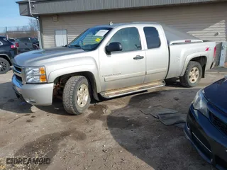 2007 Chevrolet Silverado 1500 LTZ with VIN 2GCEK19J071683379, listed as a IAAI auction lot 41956851 with 167,930 mi miles. Bid and sale history available at carsss.com. Image 17.