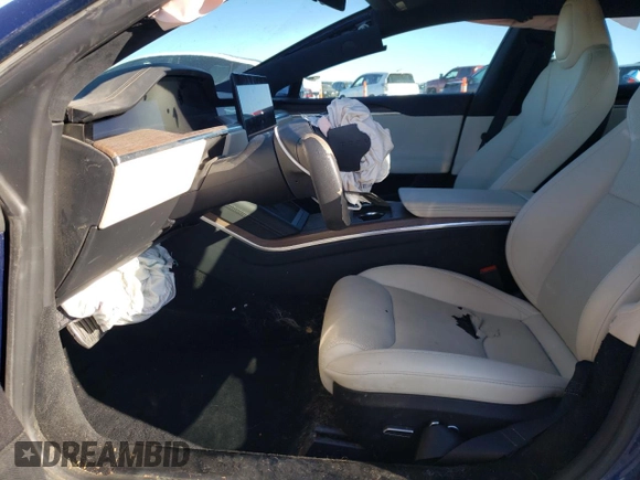 2022 Tesla Model S z VIN 5YJSA1E55NF475989, wystawiony jako Copart lot #88104975 z przebiegiem Nie podano mil oraz Szkoda całkowita • Salvage title. Historia ofert i sprzedaży dostępna na DreamBid. Obrazek 7.
