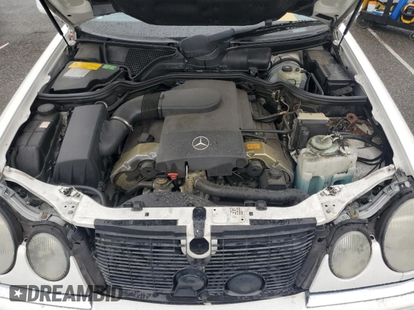 1997 Mercedes-Benz E-Class with VIN WDBJF72F2VA099305, listed as a Copart auction lot 48007935 with 96,410 mi miles and Salvage Title. Bid and sale history available at carsss.com. Image 11.