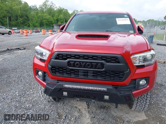 2017 Toyota Tacoma SR5 с VIN 5TFCZ5AN9HX117492, выставлен на аукционе IAAI как лот 42249664 с пробегом 96 781 миль миль и . История ставок и продаж доступна на DreamBid. Изображение 13.
