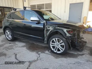 2014 Audi SQ5 Prestige with VIN WA1VGAFP8EA030743, listed as a Copart auction lot 76063284 with 109,152 mi miles and Salvage Title. Bid and sale history available at carsss.com. Image 4.