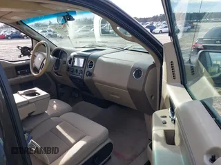 2005 Ford F-150 XLT with VIN 1FTPX12505NB28550, listed as a IAAI auction lot 41381125 with 248,711 mi miles. Bid and sale history available at carsss.com. Image 5.