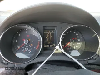 2013 Volkswagen Jetta TDI w/Sunroof & Nav с VIN 3VWPL7AJ0DM646970, выставлен на аукционе Copart как лот 59935335 с пробегом 162 153 миль миль и Списание • Salvage title. История ставок и продаж доступна на DreamBid. Изображение 9.
