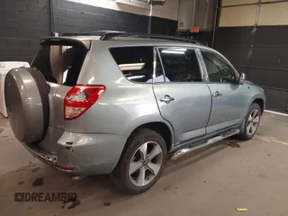 2008 Toyota RAV4 with VIN JTMBD33V685161926, listed as a IAAI auction lot 42041950 with 160,153 mi miles. Bid and sale history available at carsss.com. Image 4.