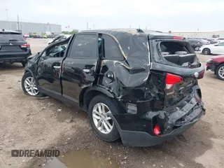 2015 Kia Sorento LX with VIN 5XYKT4A63FG592815, listed as a IAAI auction lot 41916446 with 149,669 mi miles. Bid and sale history available at carsss.com. Image 3.