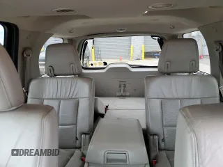 2013 Lincoln Navigator z VIN 5LMJJ2H54DEL06648, wystawiony jako Copart lot #47975275 z przebiegiem 189 591 mil mil oraz Szkoda całkowita • Salvage title. Historia ofert i sprzedaży dostępna na DreamBid. Obrazek 10.