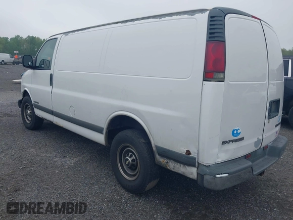 2002 Chevrolet Express Cargo with VIN 1GCHG35R621159402, listed as a IAAI auction lot 42170093 with Not provided miles and . Bid and sale history available at DreamBid. Image 3.