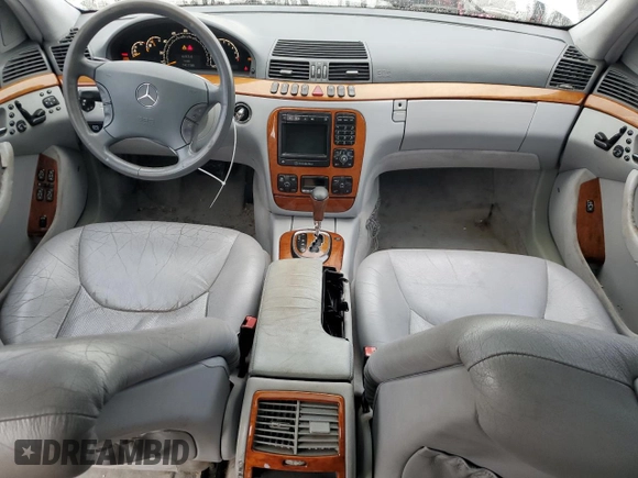 2002 Mercedes-Benz S 430 with VIN WDBNG70J02A283448, listed as a Copart auction lot 43370985 with 141,798 mi miles and Salvage title. Bid and sale history available at DreamBid. Image 8.