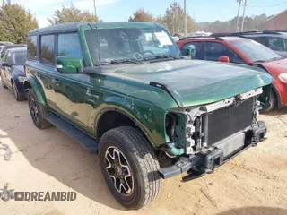 2022 Ford Bronco with VIN 1FMDE5BH1NLB64197, listed as a IAAI auction lot 41662698 with 43,479 mi miles. Bid and sale history available at carsss.com. Image 1.